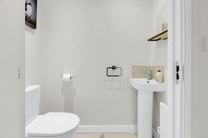 Guest WC- click for photo gallery